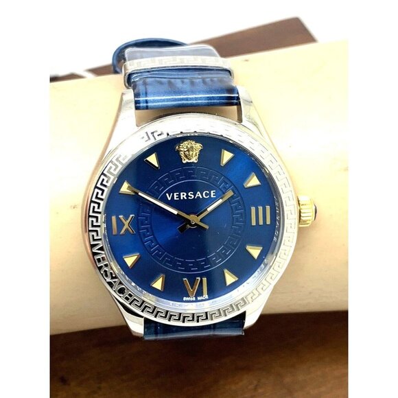 Versace Wome'ns Watch VE2S00122 Hellenyium Swiss Quartz Blue Dial Leathe… - Picture 12 of 15